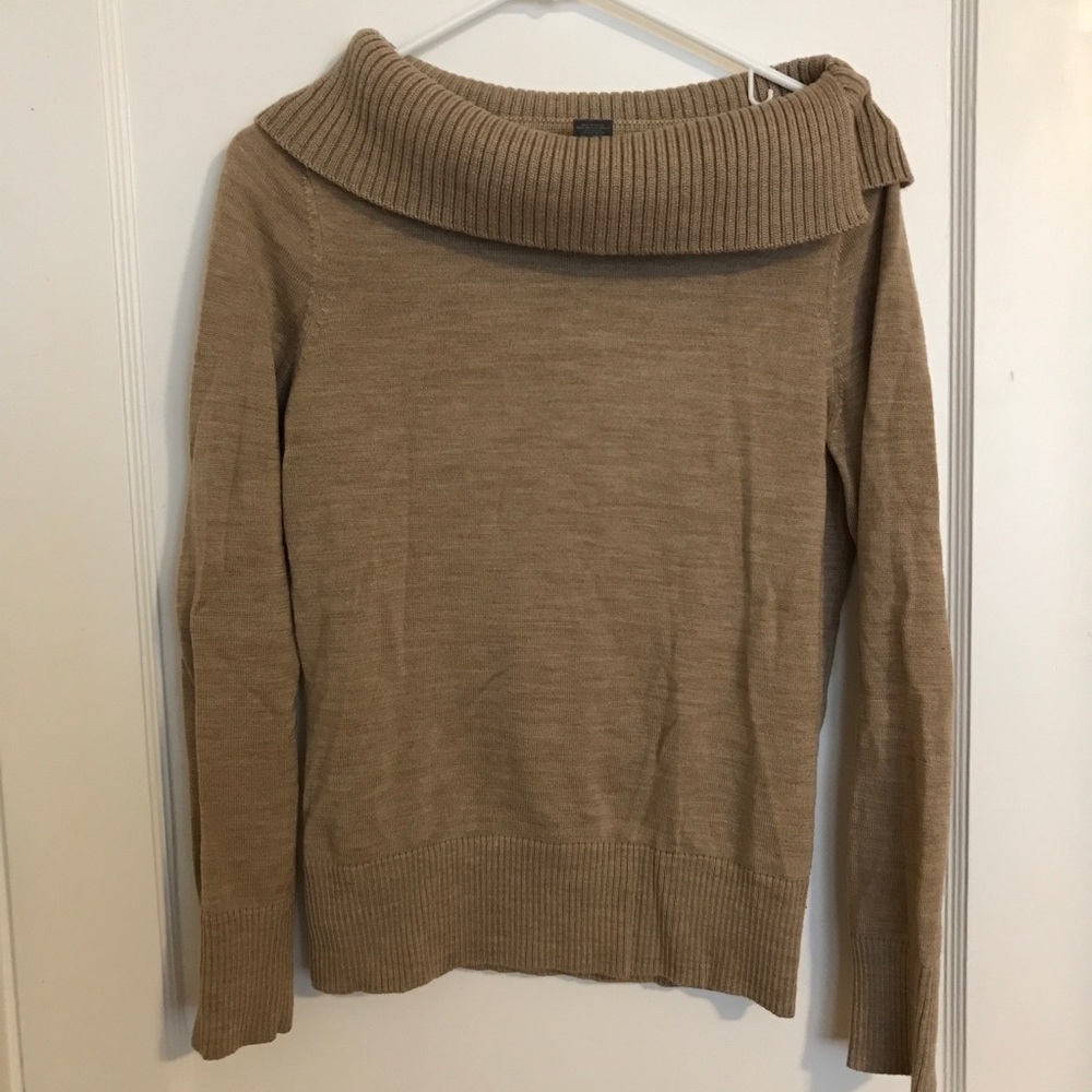 Ann Taylor cowl neck sweater - size medium